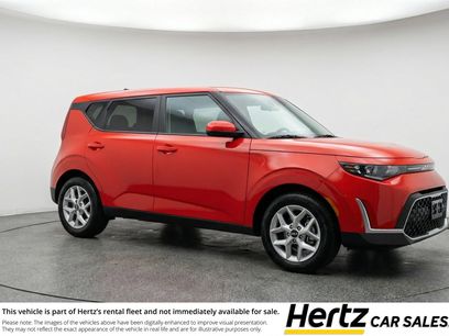 Used 2025 Kia Soul LX w/ LX Technology Package