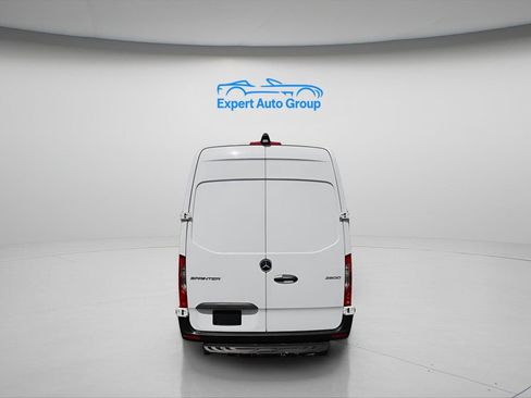 Used 2023 Mercedes-Benz Sprinter 2500 image 9