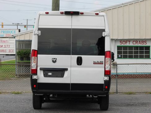 Used 2021 RAM ProMaster 2500 FWD image 7