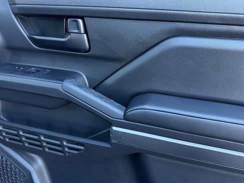 New 2026 Toyota Tacoma SR5 RWD image 18