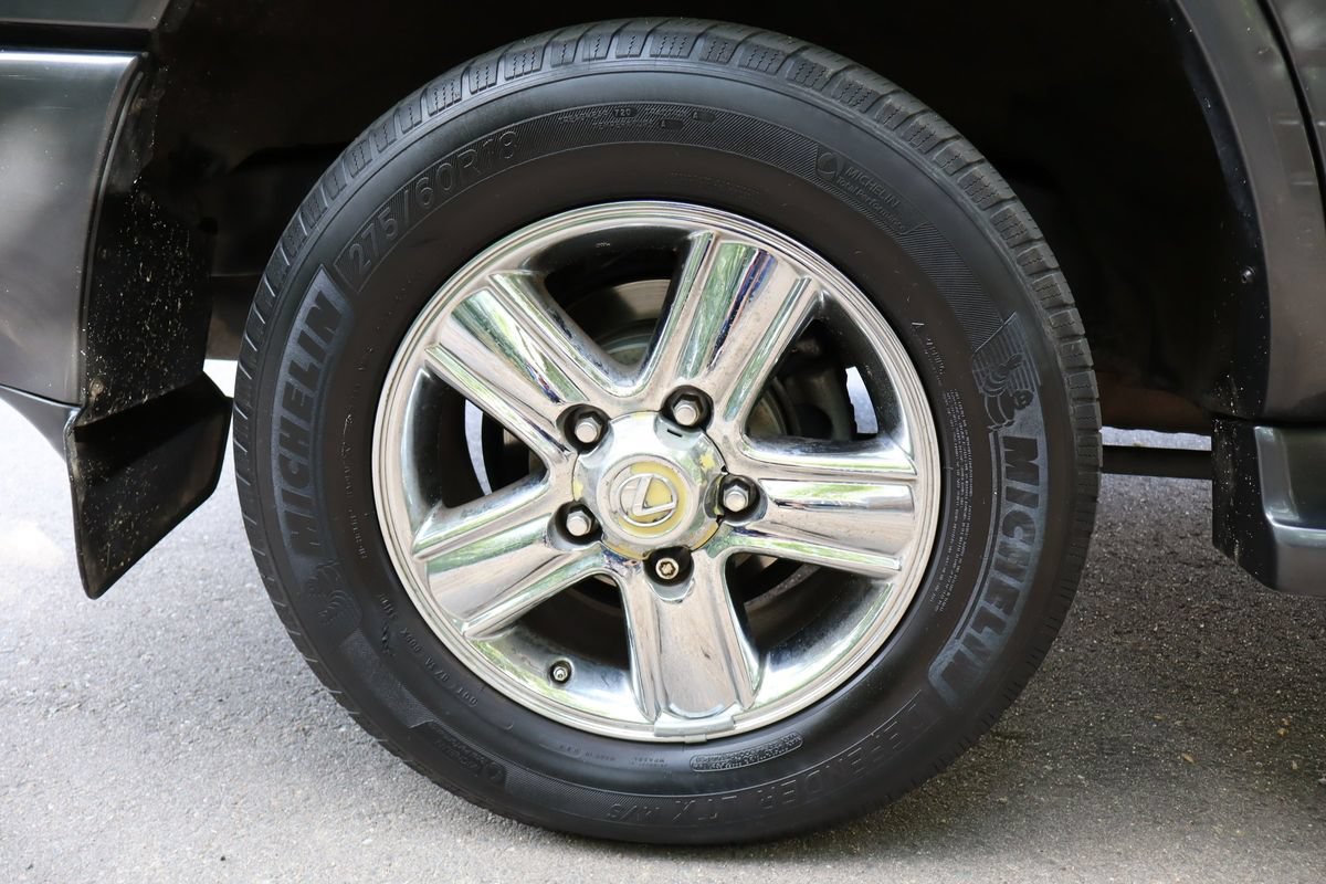 Used 2006 Lexus LX 470 4WD image 47