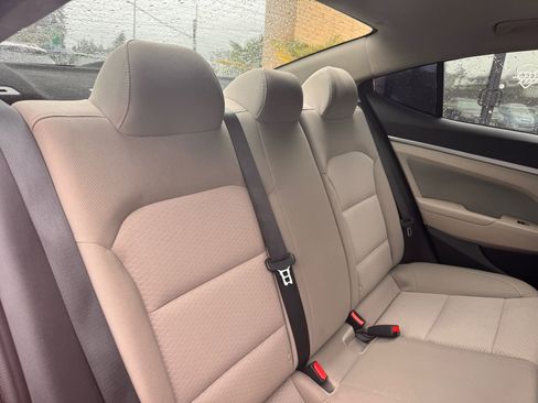 Used 2020 Hyundai Elantra Value Edition image 20