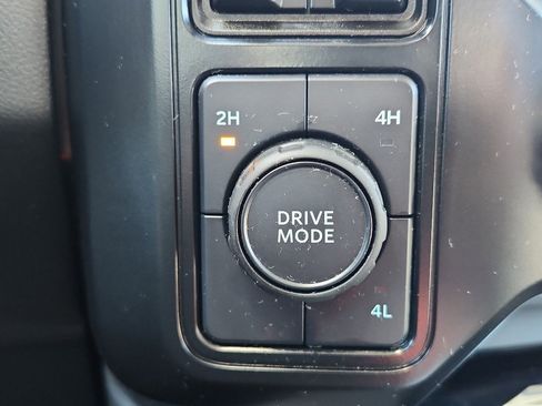 Used 2024 Ford F250 Lariat image 25