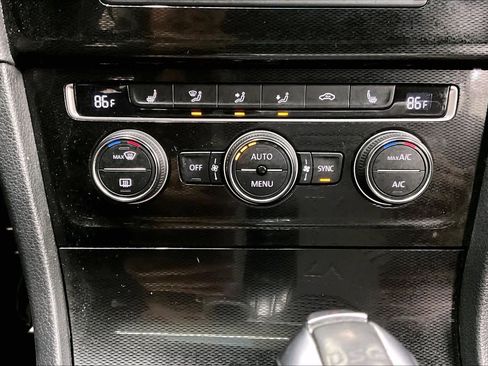 Used 2017 Volkswagen GTI Autobahn image 33