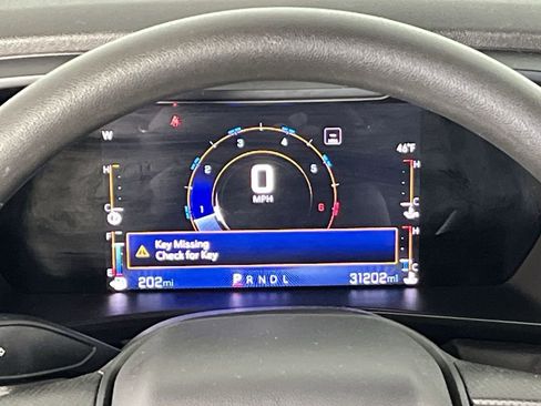 Used 2023 Chevrolet Colorado W/T image 15