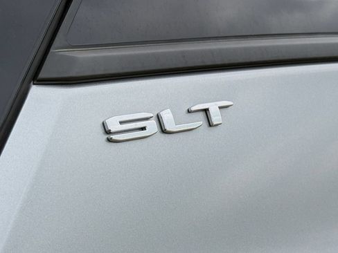 Used 2024 GMC Terrain SLT AWD/4WD image 46