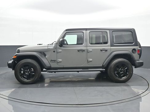 Used 2021 Jeep Wrangler Unlimited Sport image 3