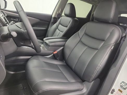 Certified 2024 Nissan Murano SV w/ SV Midnight Edition Package FWD image 23