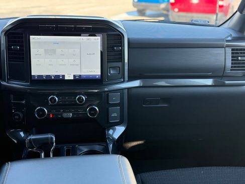 Used 2022 Ford F150 XLT w/ Equipment Group 302A High image 17