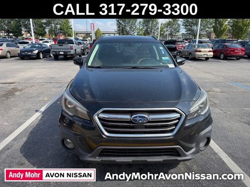 Used 2018 Subaru Outback 3.6R Touring AWD/4WD image 2