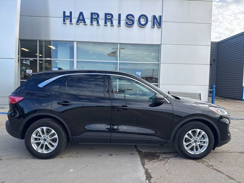 Used 2022 Ford Escape SE image 5