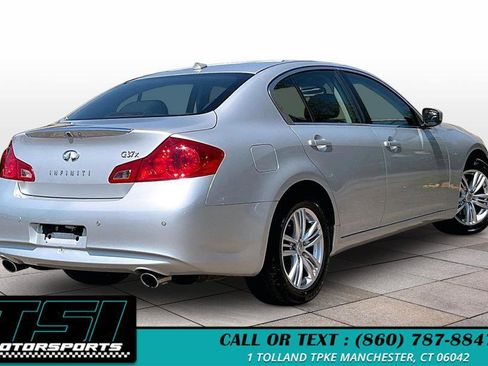 Used 2013 INFINITI G37 x Sedan w/ Premium Pkg AWD/4WD image 2