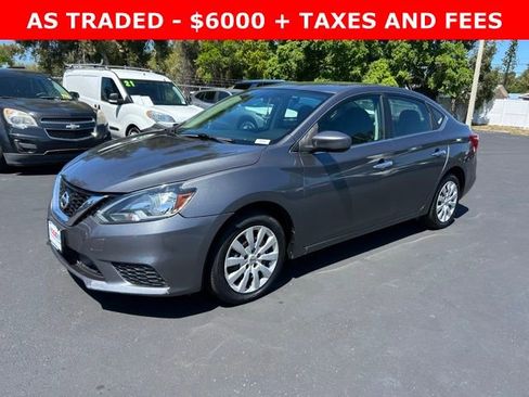 Used 2018 Nissan Sentra S image 3