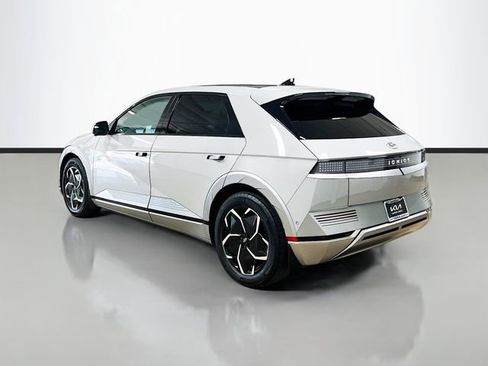 Used 2024 Hyundai Ioniq 5 Limited image 8