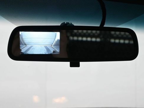 Used 2023 Chevrolet Express 2500 w/ Driver Convenience Package image 14