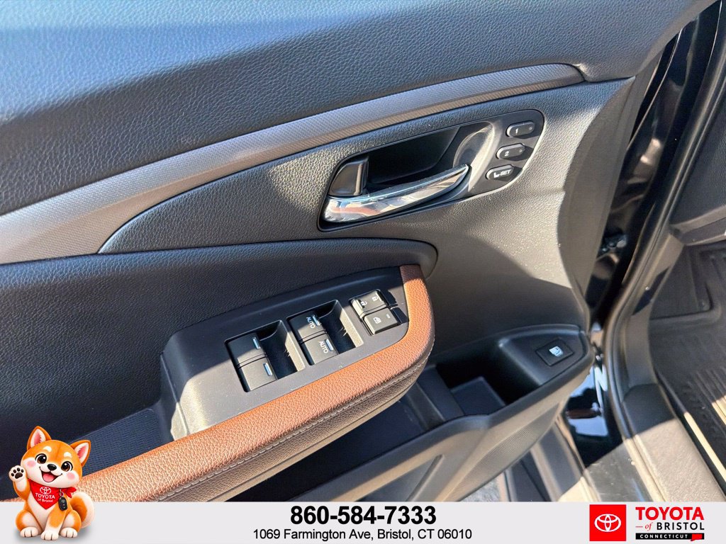 Used 2025 Honda Ridgeline RTL+ image 15