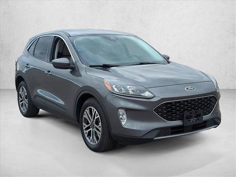Used 2022 Ford Escape SEL image 3