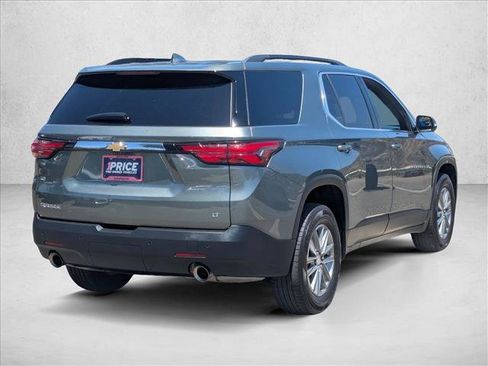 Used 2023 Chevrolet Traverse LT FWD image 5
