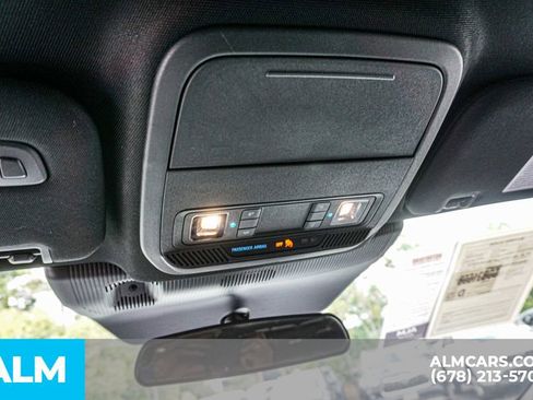 Used 2025 Ford Explorer ST-Line image 35