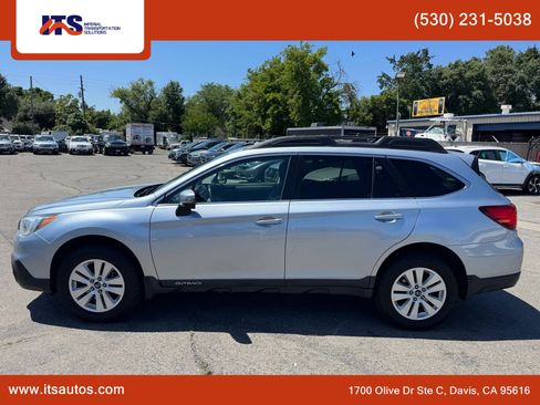 Used 2017 Subaru Outback 2.5i Premium AWD/4WD image 2