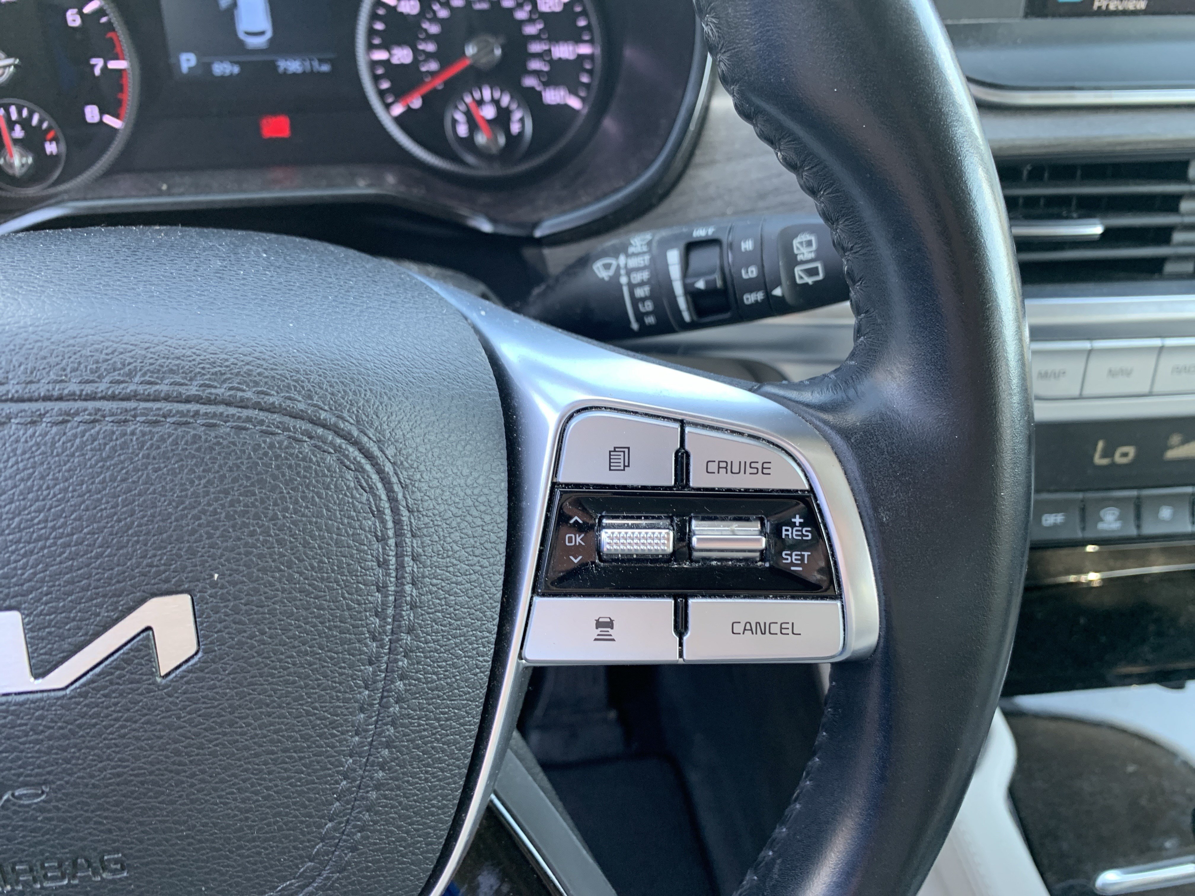 Used 2022 Kia Telluride EX w/ EX Premium Package FWD image 20