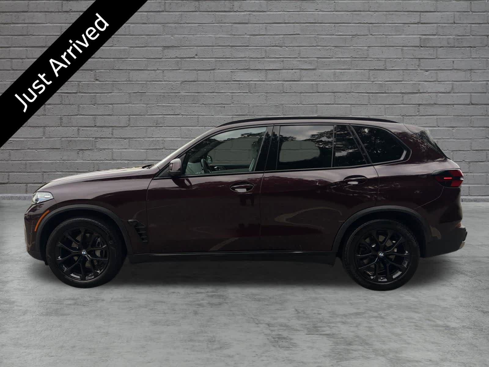 Used 2024 BMW X5 xDrive40i w/ Premium Package AWD/4WD image 1