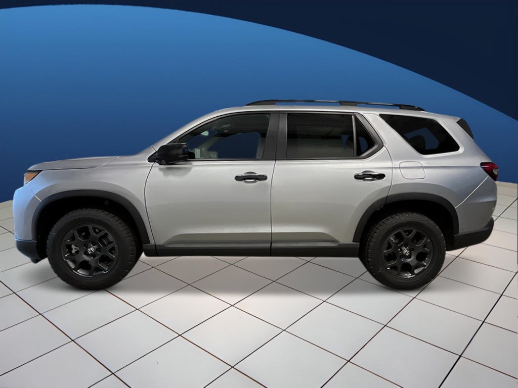 New 2026 Honda Pilot TrailSport image 2