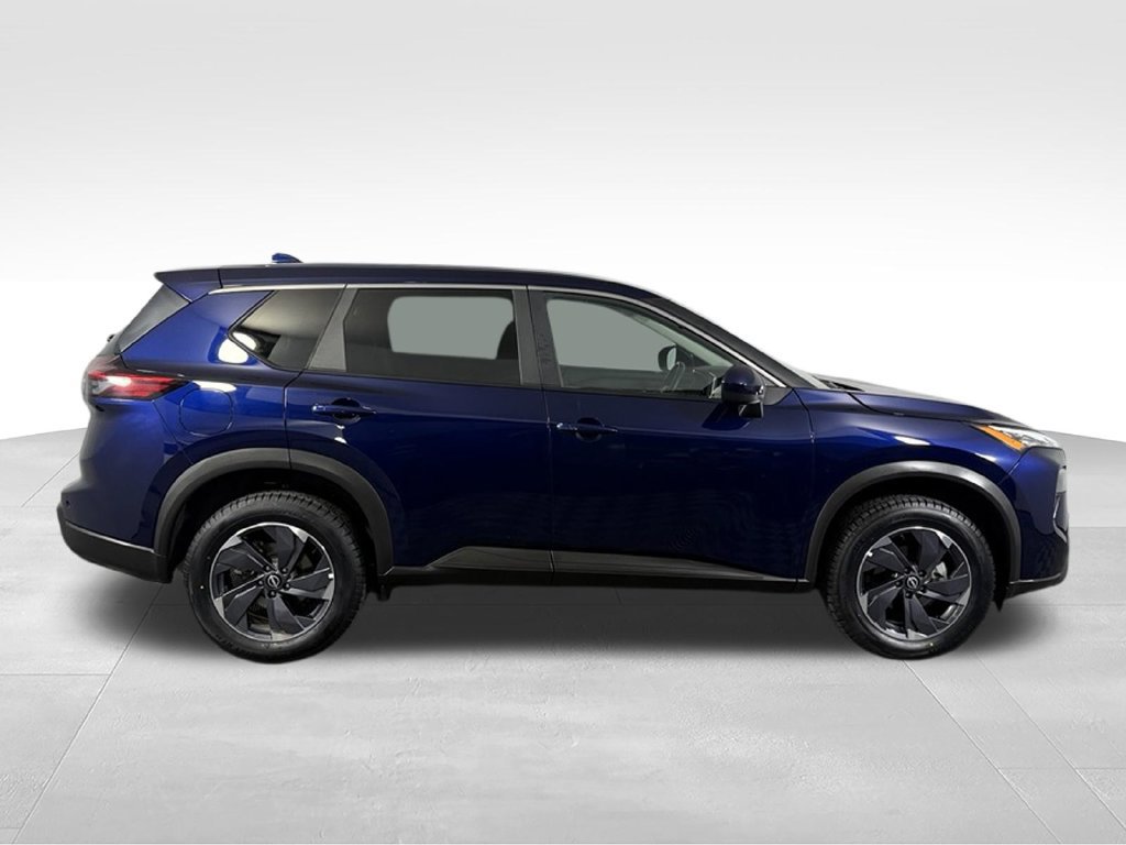 Used 2025 Nissan Rogue SV FWD image 6