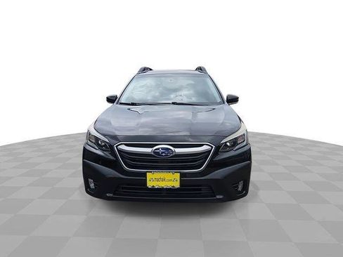 Used 2020 Subaru Outback Premium AWD/4WD image 3