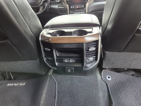 Used 2023 RAM 2500 Laramie AWD/4WD image 32