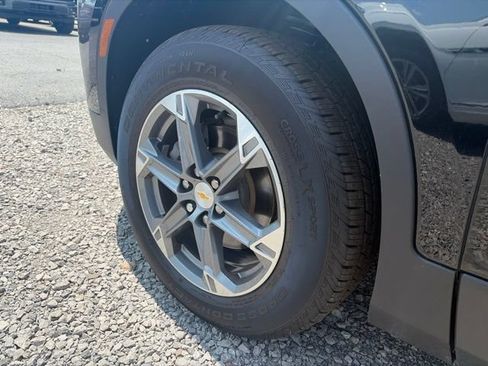 Used 2024 Chevrolet Blazer LT w/ LPO, Floor Liner Package FWD image 5