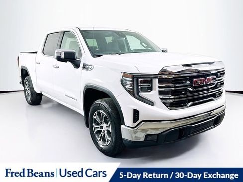 Used 2026 GMC Sierra 1500 SLT AWD/4WD image 1
