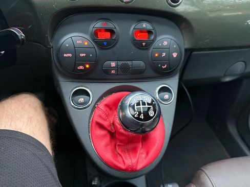 Used 2012 FIAT 500 Sport w/ Safety & Convenience Pkg image 9