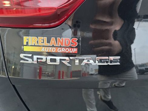 Used 2021 Kia Sportage SX image 11