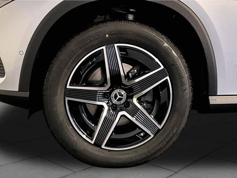 New 2026 Mercedes-Benz GLC 300 4MATIC image 17