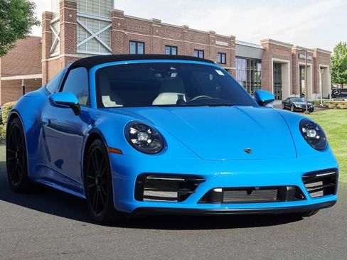 Used 2023 Porsche 911 Targa 4S image 3