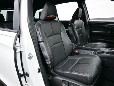 Used 2022 Honda Pilot TrailSport image 14