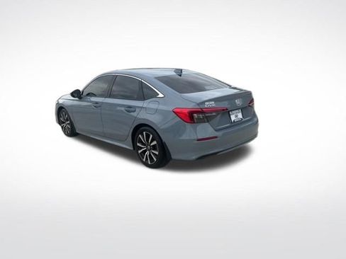 Used 2023 Honda Civic EX image 4