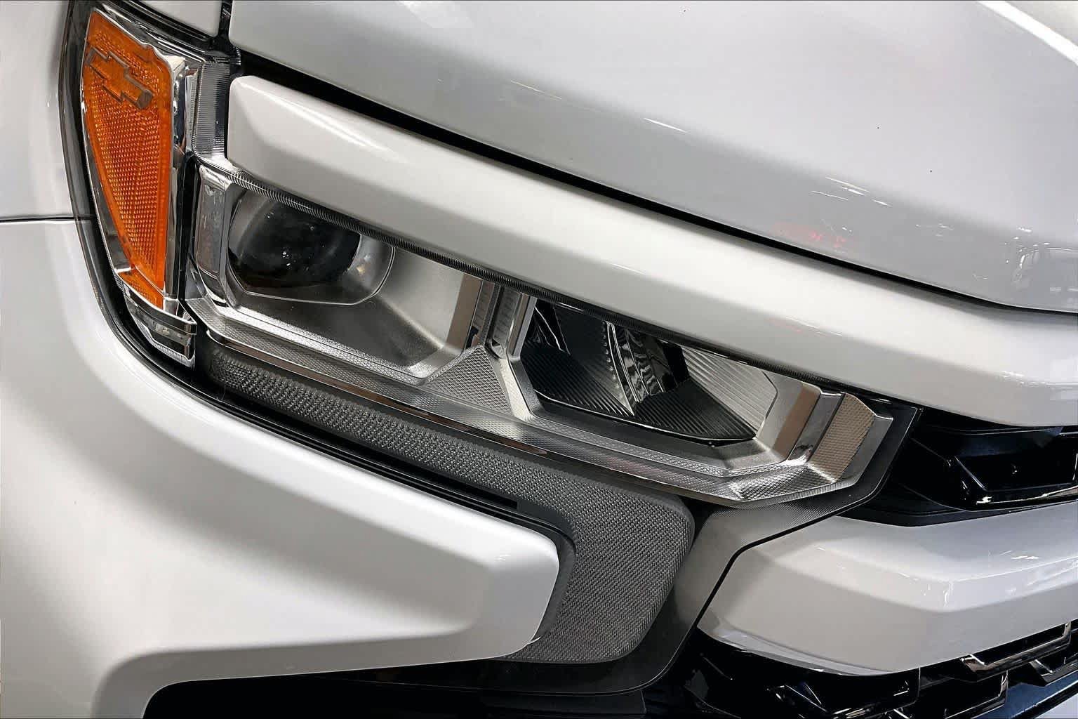 Used 2024 Chevrolet Silverado 1500 RST w/ Protection Package AWD/4WD image 25