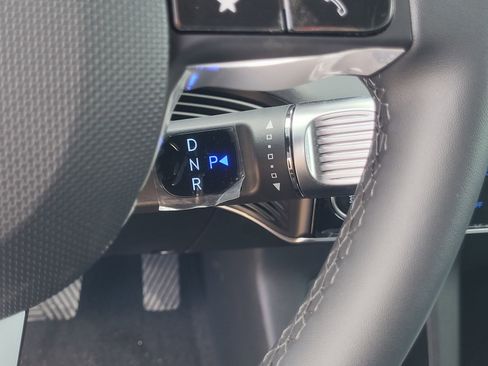 New 2026 Hyundai Ioniq 5 SEL AWD/4WD image 15