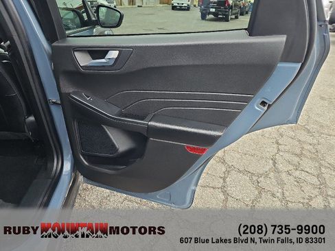 Used 2025 Ford Escape ST-Line image 28