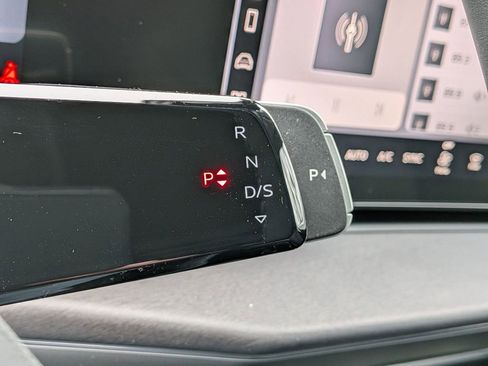 New 2026 Audi Q3 quattro 2.0T image 8