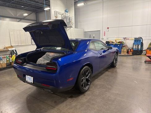 Used 2021 Dodge Challenger SXT w/ Blacktop Package image 11