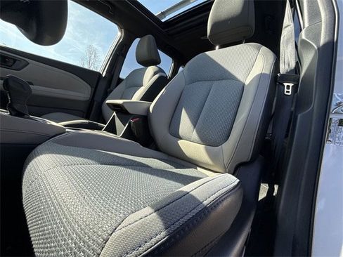 Used 2025 Subaru Forester Premium image 11