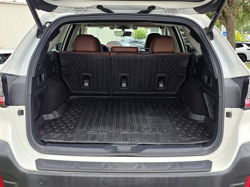 Used 2020 Subaru Outback Touring XT AWD/4WD image 9
