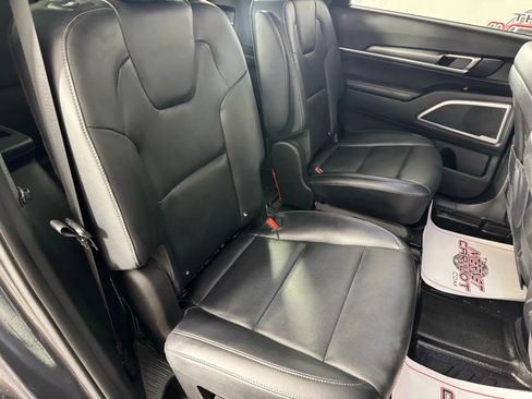 Used 2022 Kia Telluride S image 39
