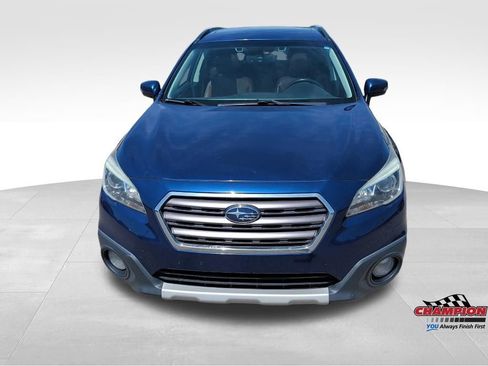 Used 2017 Subaru Outback 2.5i Touring AWD/4WD image 13