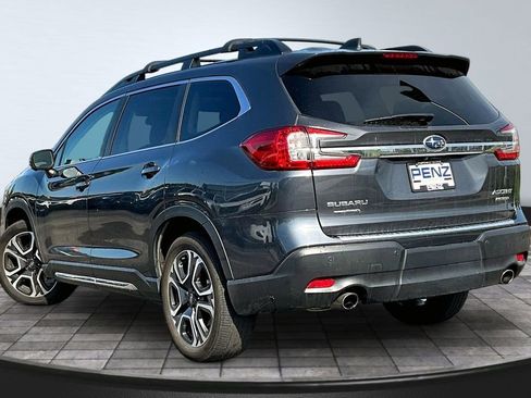 Used 2023 Subaru Ascent Limited w/ Technology Package AWD/4WD image 4
