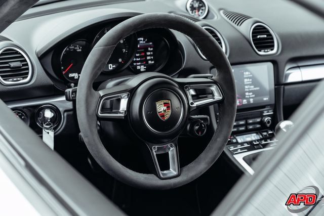 Used 2018 Porsche 718 Cayman GTS RWD image 7