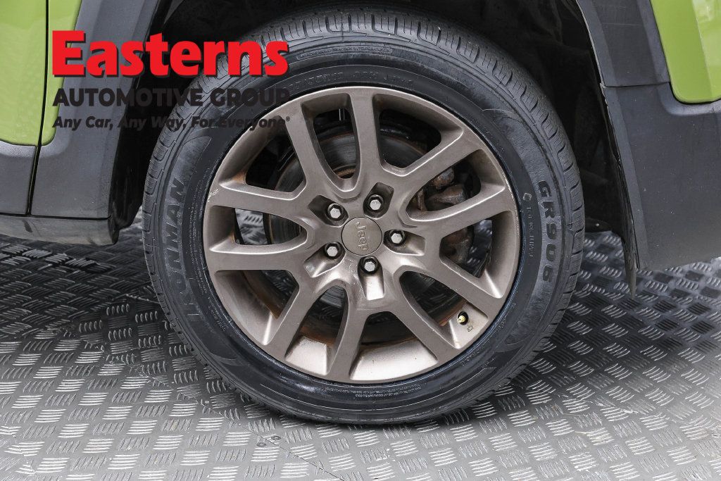 Used 2016 Jeep Renegade 75th Anniversary AWD/4WD image 34